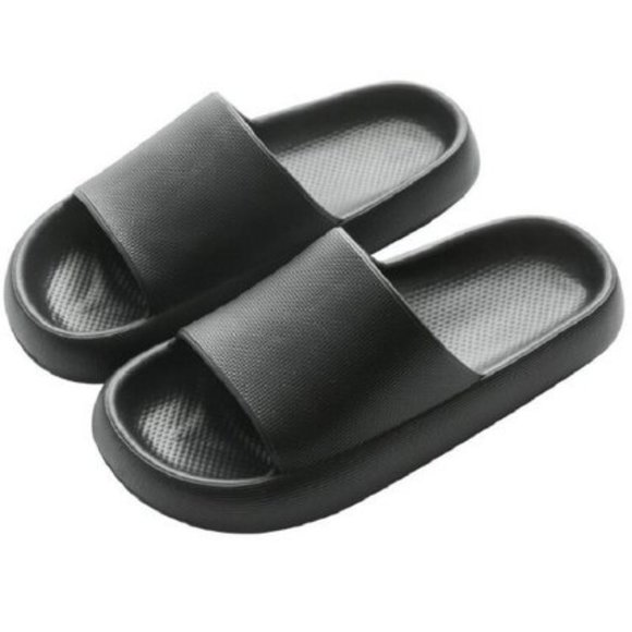 Men's slippers for stepping on shit